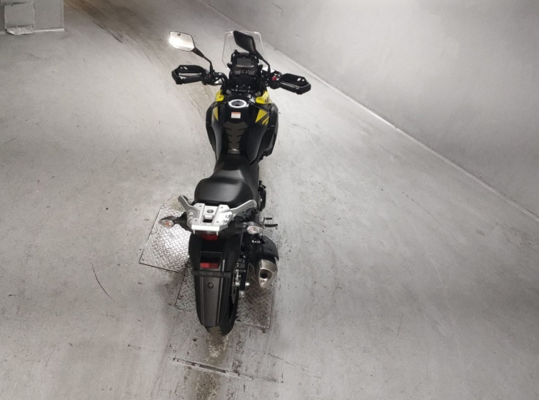 Мотоцикл Suzuki V-STROM DL250 с пробегом 3816 km