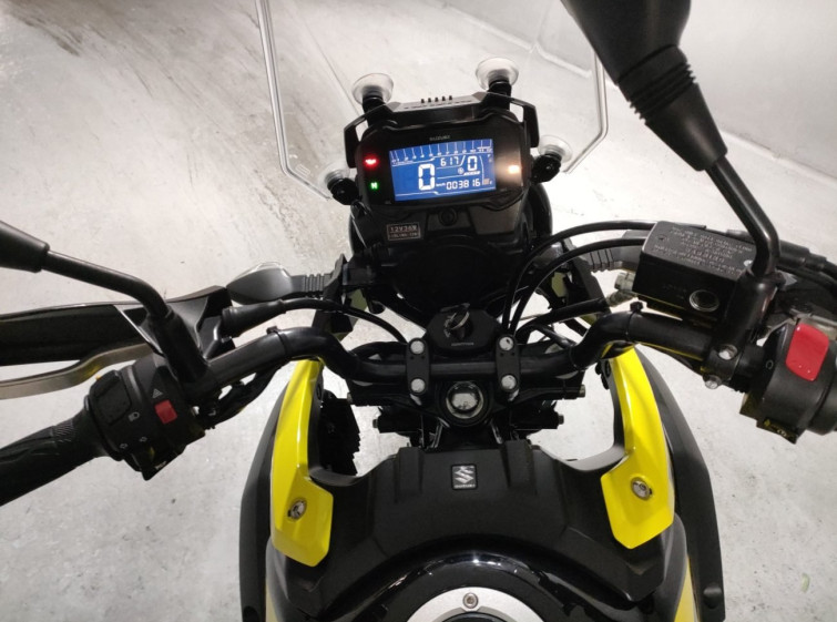 Мотоцикл Suzuki V-STROM DL250 с пробегом 3816 km