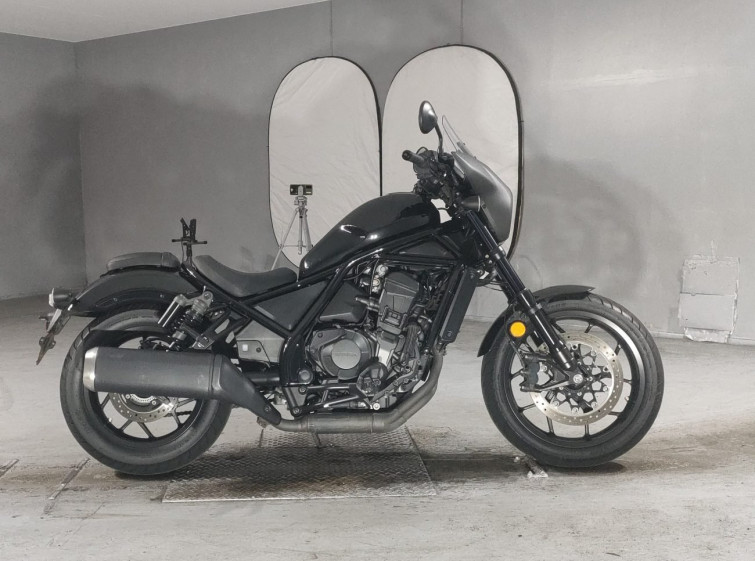 Мотоцикл Honda REBEL CMX1100 с пробегом 22965 km