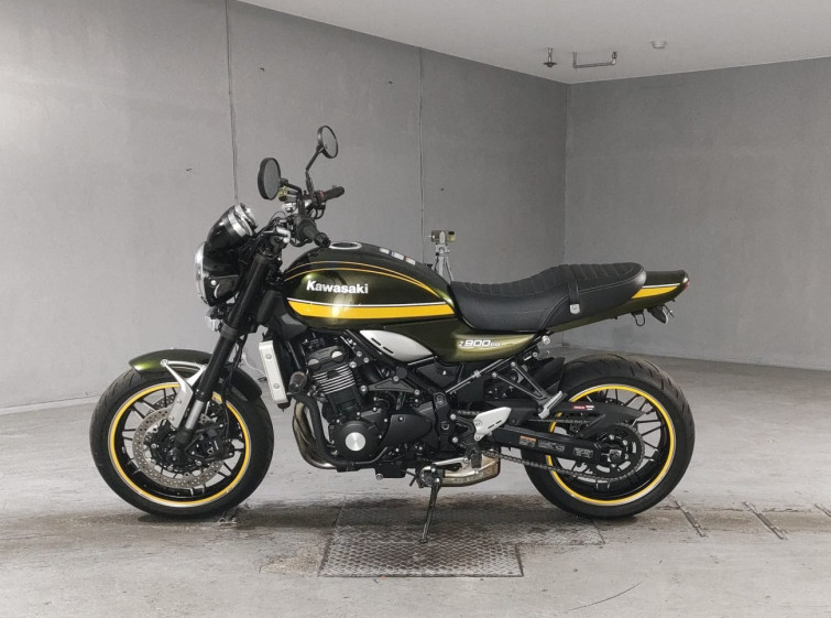 Мотоцикл Kawasaki Z900RS с пробегом 1819 km