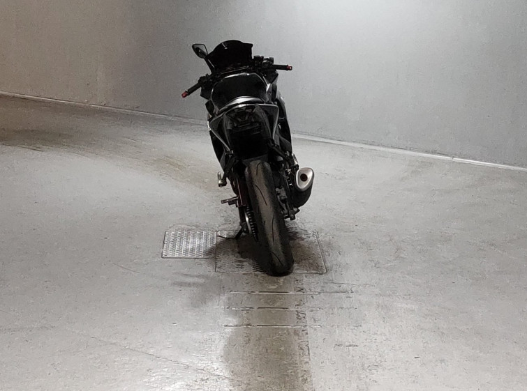 Мотоцикл Yamaha YZF-R25 с пробегом 45469 km