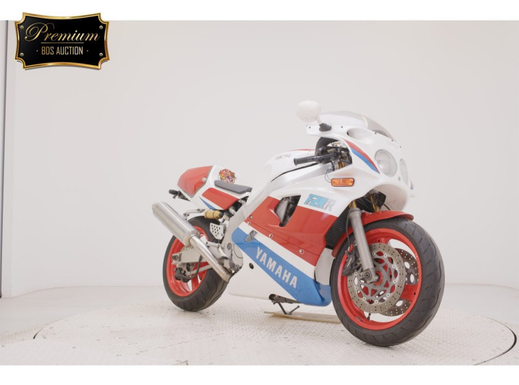 Мотоцикл Yamaha FZR750 с пробегом 11360 km