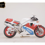 Мотоцикл Yamaha FZR750 с пробегом 11360 km