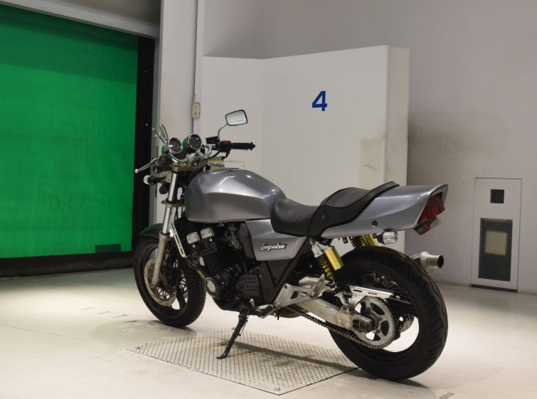 Мотоцикл Suzuki GSX400 IMPULSE с пробегом 18888 km