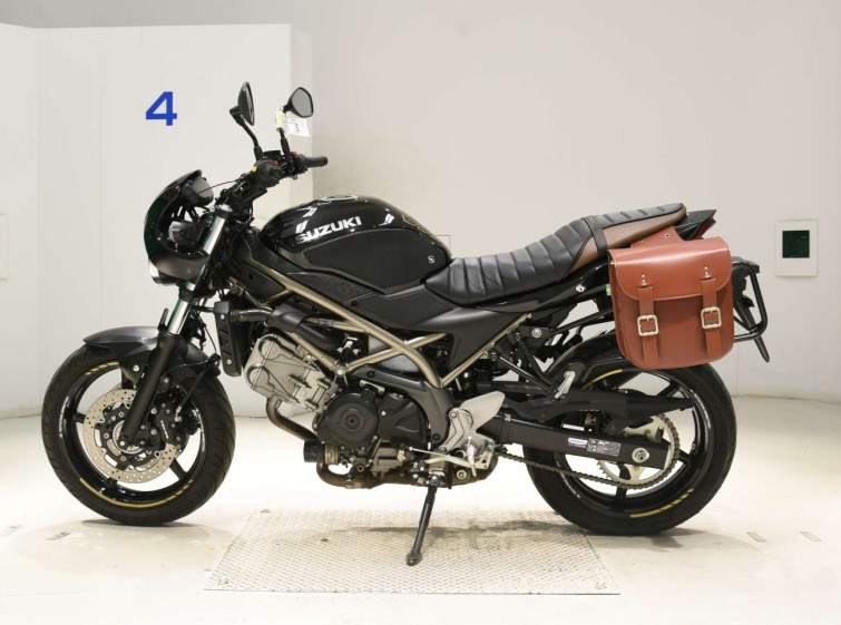 Мотоцикл Suzuki SV650A с пробегом 4380 km