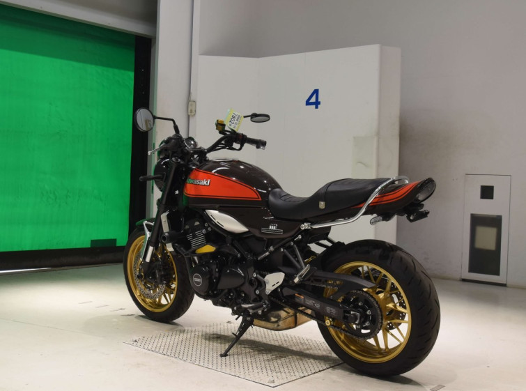 Мотоцикл Kawasaki Z900RS с пробегом 1632 km