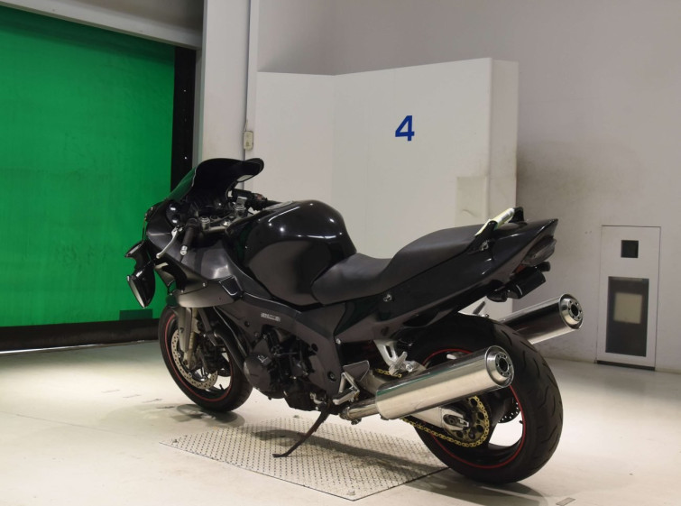 Мотоцикл Honda CBR1100XX BLACKBIRD с пробегом 33161 km