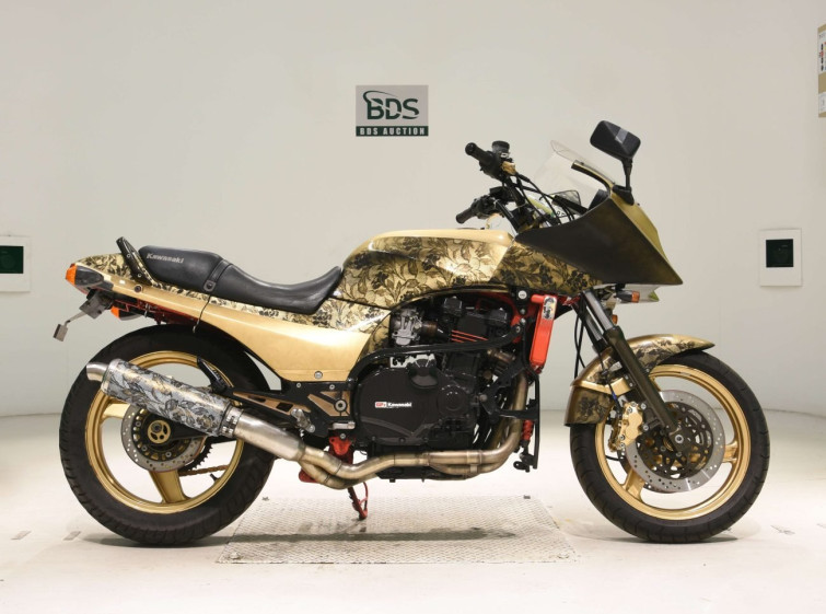 Мотоцикл Kawasaki GPZ900R с пробегом 19519 km