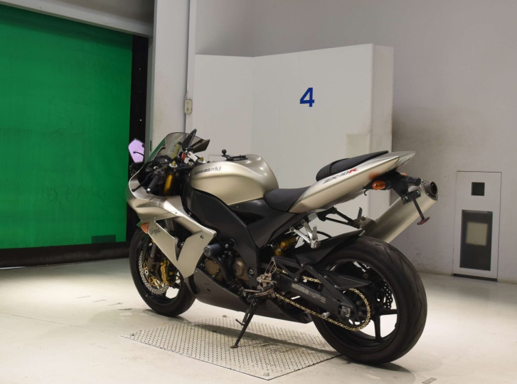 Мотоцикл Kawasaki NINJA ZX-10R с пробегом 33860 km