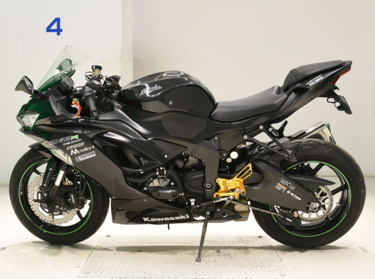 Мотоцикл Kawasaki ZX-6R с пробегом 8311 km