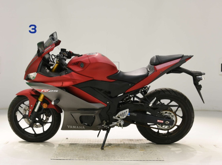 Мотоцикл Yamaha YZF-R25 с пробегом 3726 km