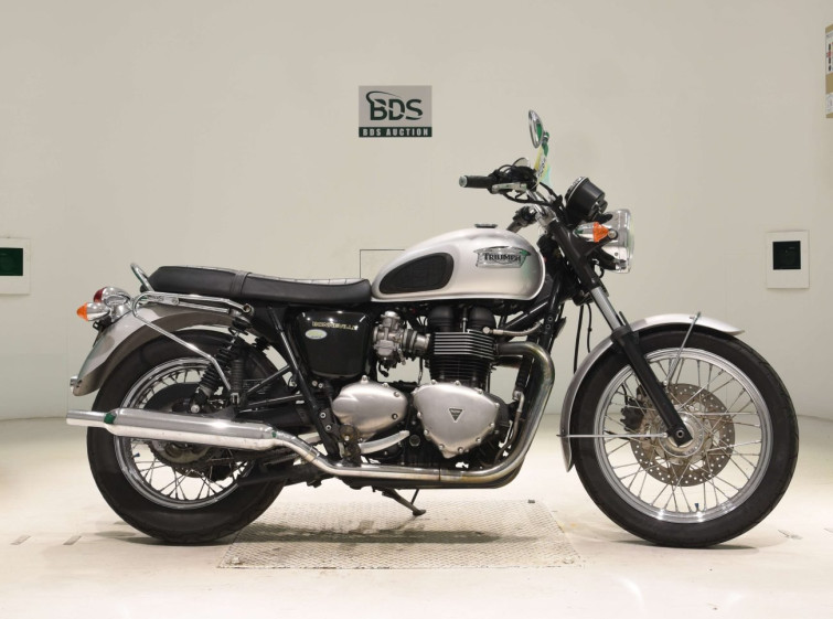 Мотоцикл Triumph BONNEVILLE с пробегом 16413 km