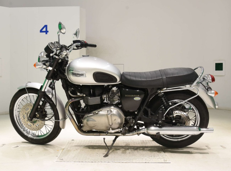 Мотоцикл Triumph BONNEVILLE с пробегом 16413 km