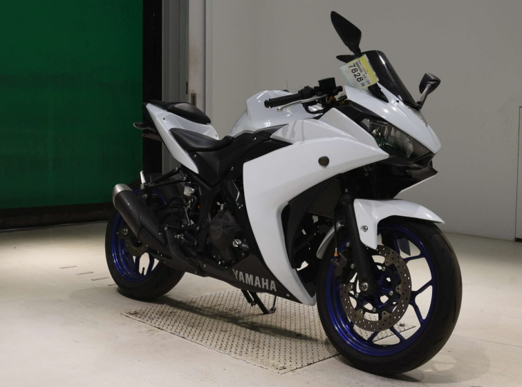 Мотоцикл Yamaha YZF-R25 с пробегом 24011 km