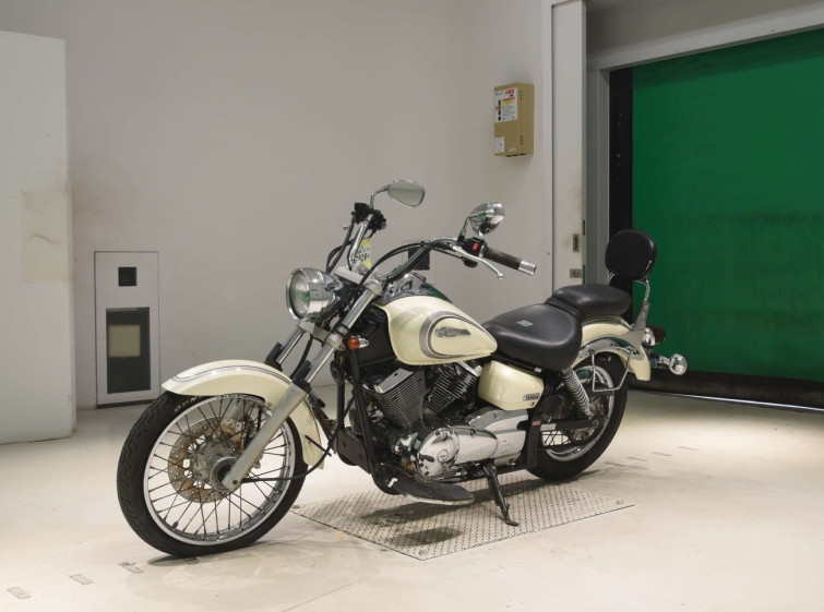 Мотоцикл Yamaha DRAGSTAR XVS250 с пробегом 16203 km