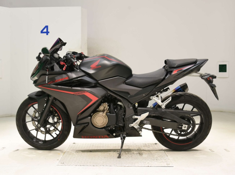 Мотоцикл Honda CBR400R з пробігом 17013 km