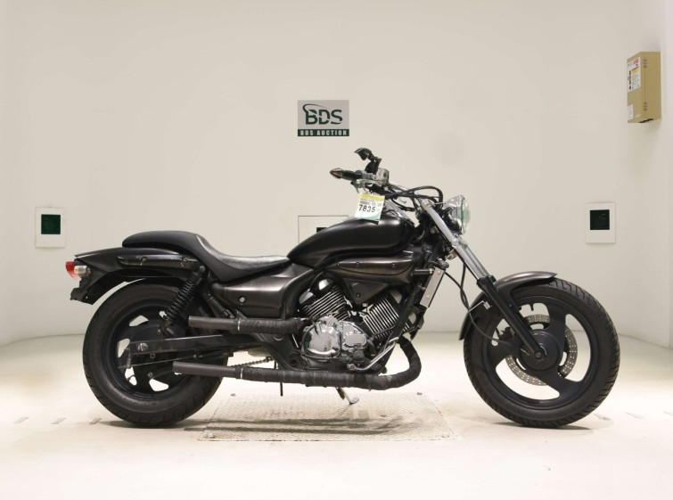 Мотоцикл Kawasaki ELIMINATOR 250V з пробігом 8940 km
