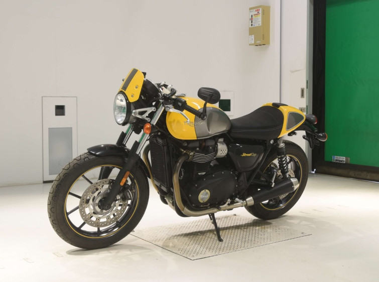 Мотоцикл Triumph STREET CUP з пробігом 20071 km