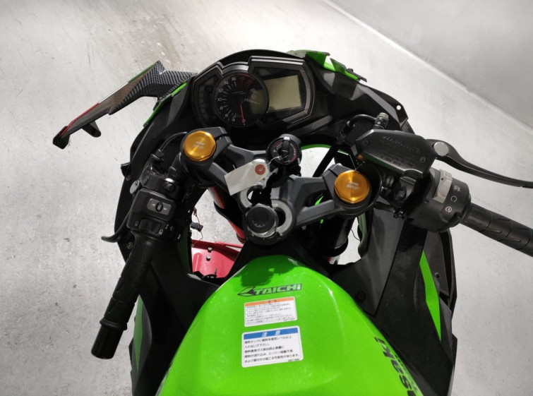 Мотоцикл Kawasaki NINJA ZX-25R с пробегом 7893 km
