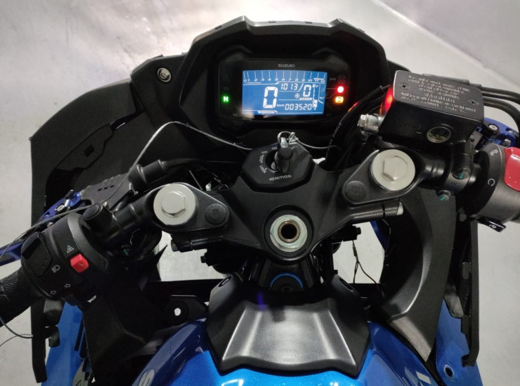 Мотоцикл Suzuki GSX250R з пробігом 3520 km