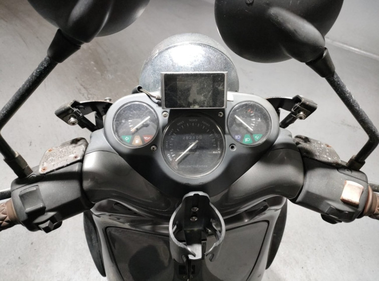 Мотоцикл Aprilia SCARABEO250 с пробегом 29210 km