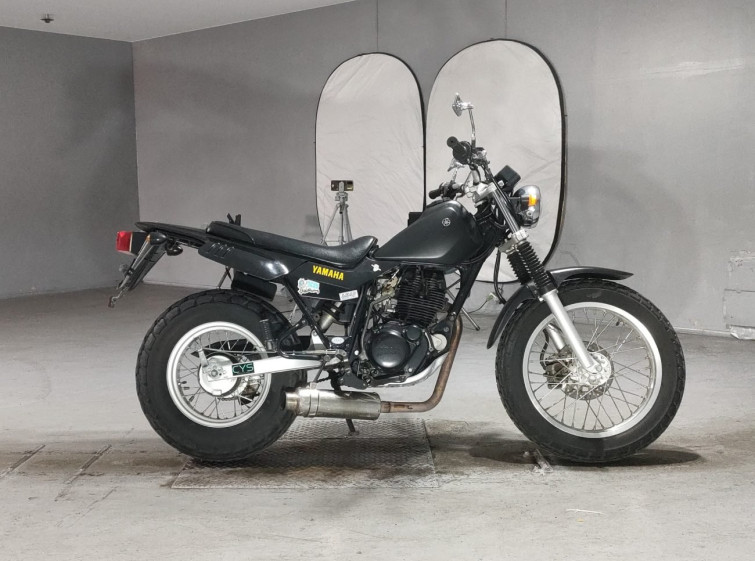 Мотоцикл Yamaha TW200 з пробігом 27751 km