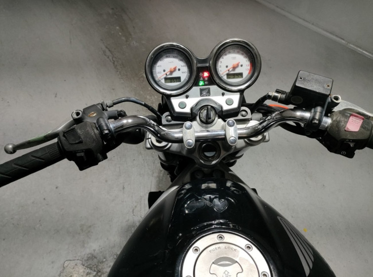 Мотоцикл Honda VTR250 с пробегом 8598 km