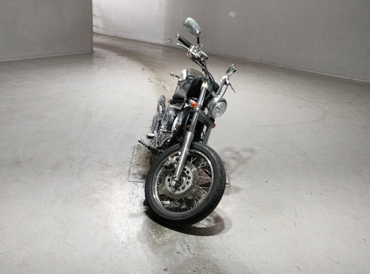 Мотоцикл Yamaha DRAGSTAR XVS400