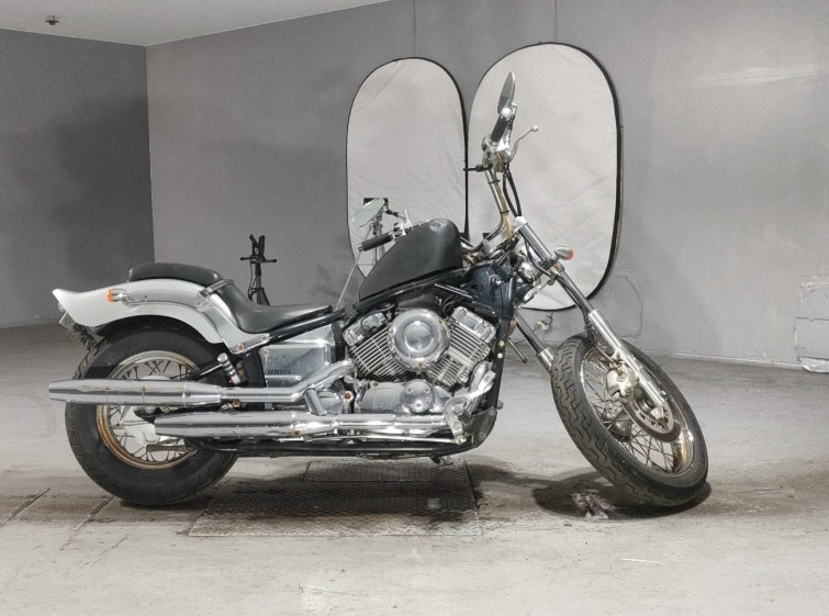 Мотоцикл Yamaha DRAGSTAR XVS400