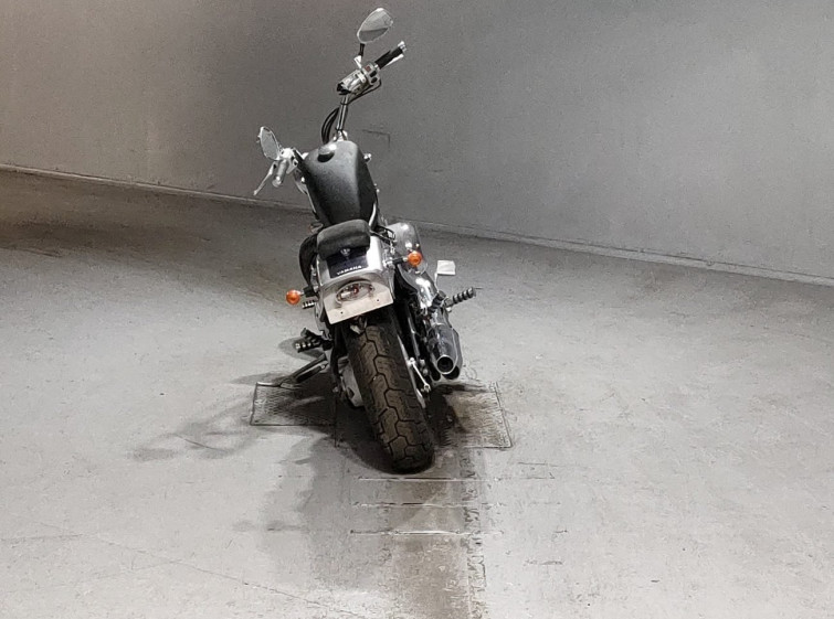 Мотоцикл Yamaha DRAGSTAR XVS400