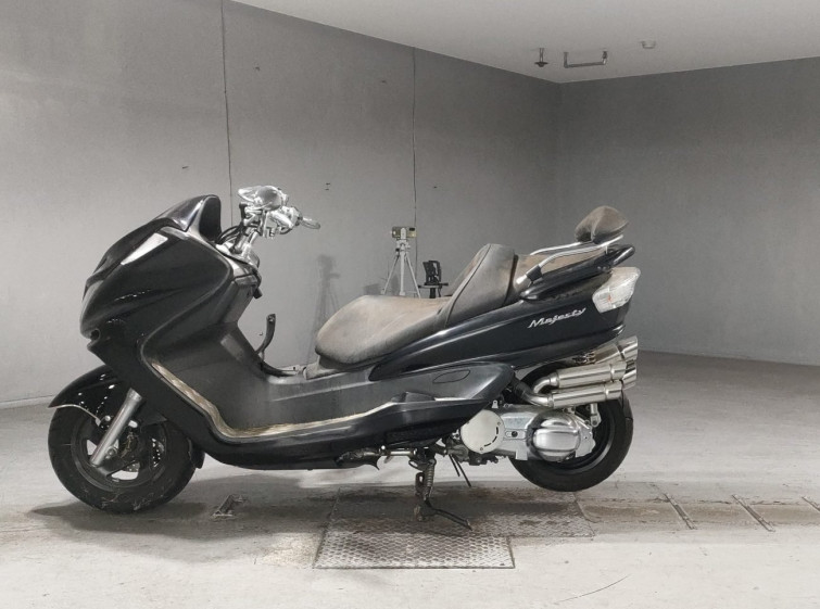 Мотоцикл Yamaha MAJESTY 250C с пробегом 7550 km
