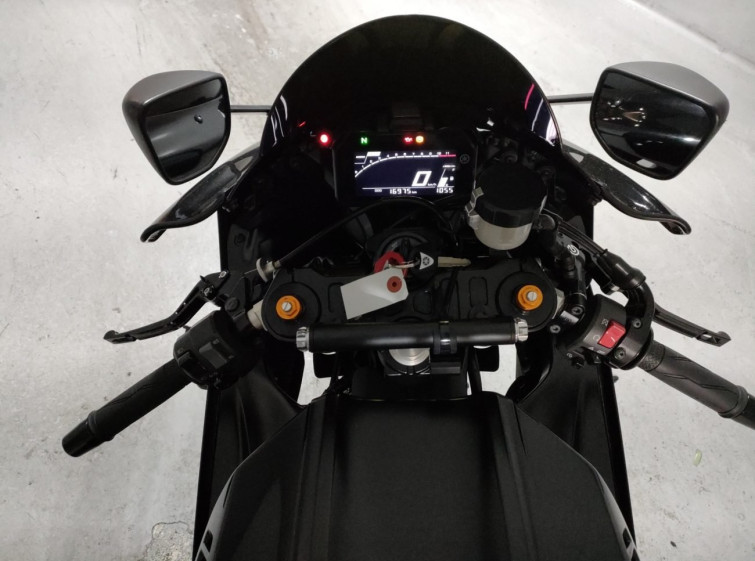 Мотоцикл Yamaha YZF-R7 с пробегом 16975 km