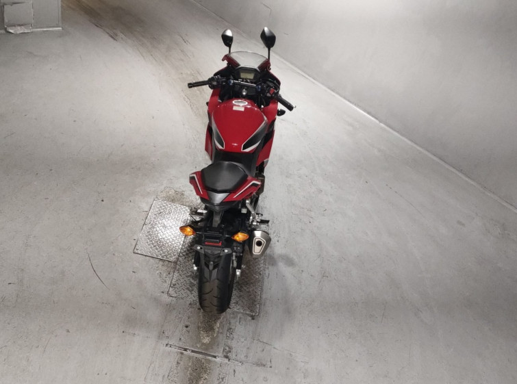 Мотоцикл Honda CBR400R с пробегом 9690 km