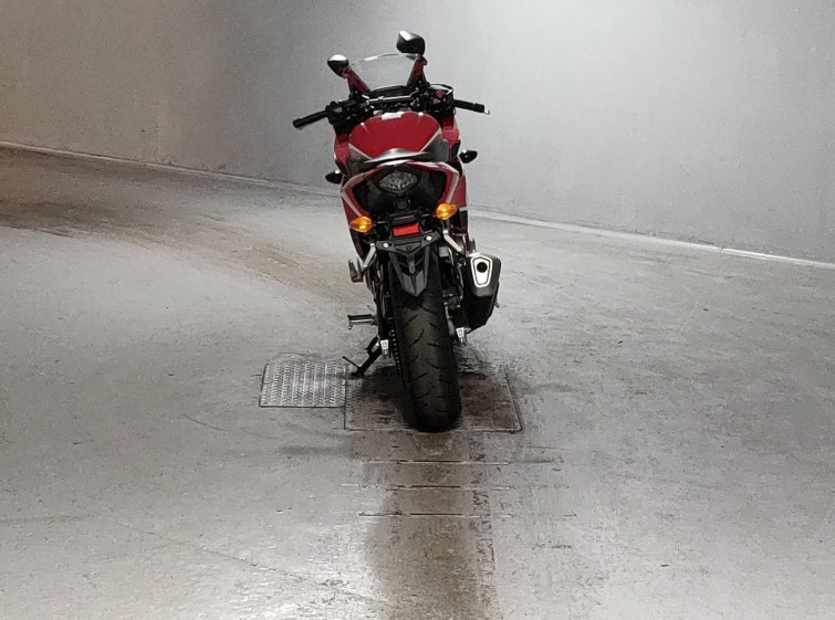 Мотоцикл Honda CBR400R с пробегом 9690 km