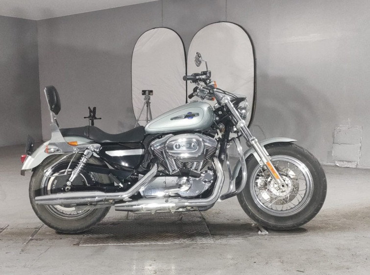 Мотоцикл HD SPORTSTER CUSTOM XL1200C с пробегом 15573 km