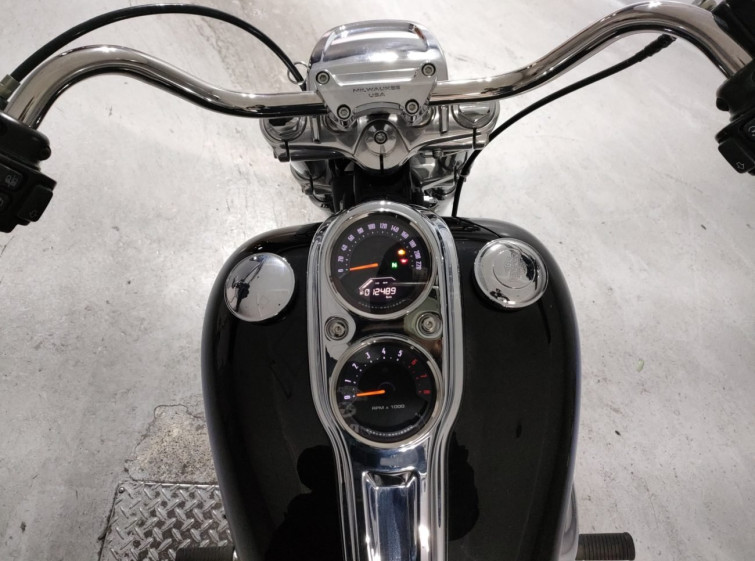 Мотоцикл HD LOW RIDER FXLR1750 с пробегом 12489 km