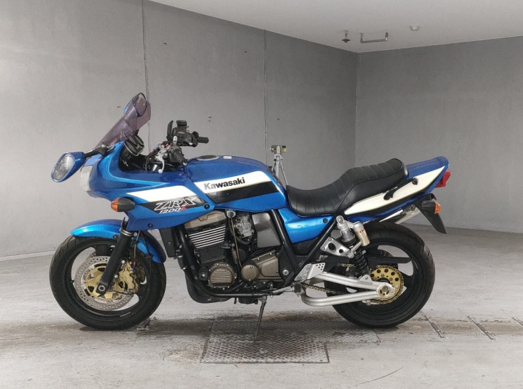 Мотоцикл Kawasaki ZRX1200S с пробегом 23809 km
