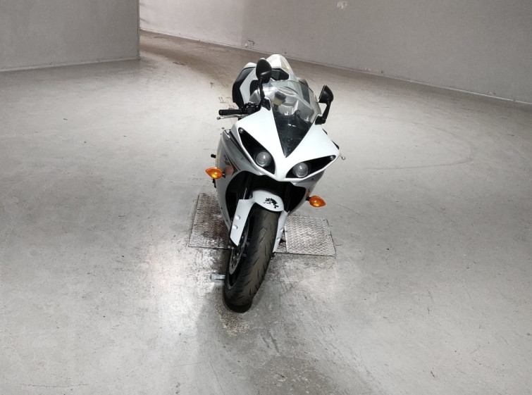 Мотоцикл Yamaha YZF-R1 с пробегом 26595 km