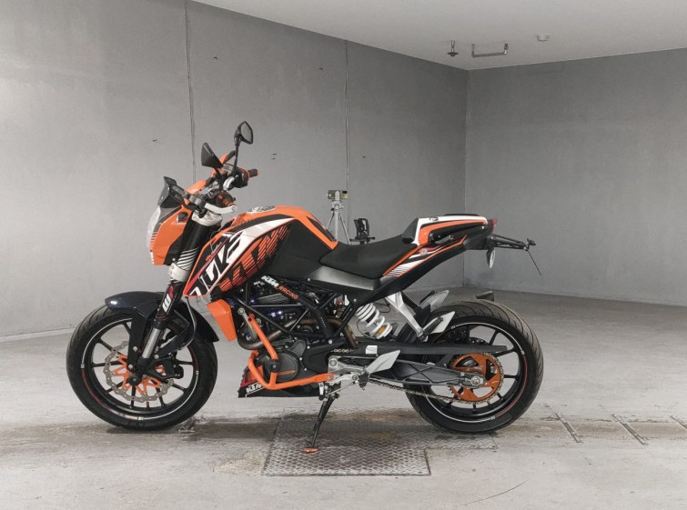 Мотоцикл KTM 200 DUKE с пробегом 24023 km
