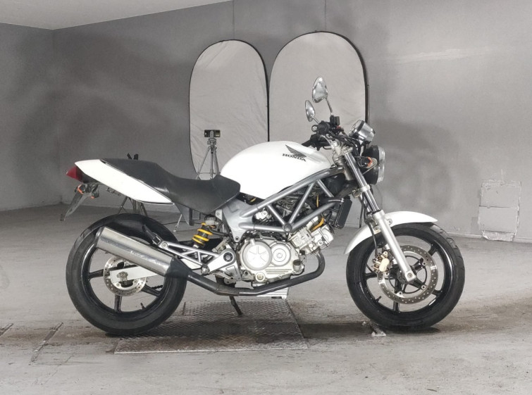 Мотоцикл Honda VTR250 с пробегом 45362 km