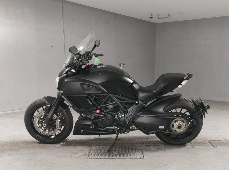 Мотоцикл Ducati DIAVEL с пробегом 16812 km