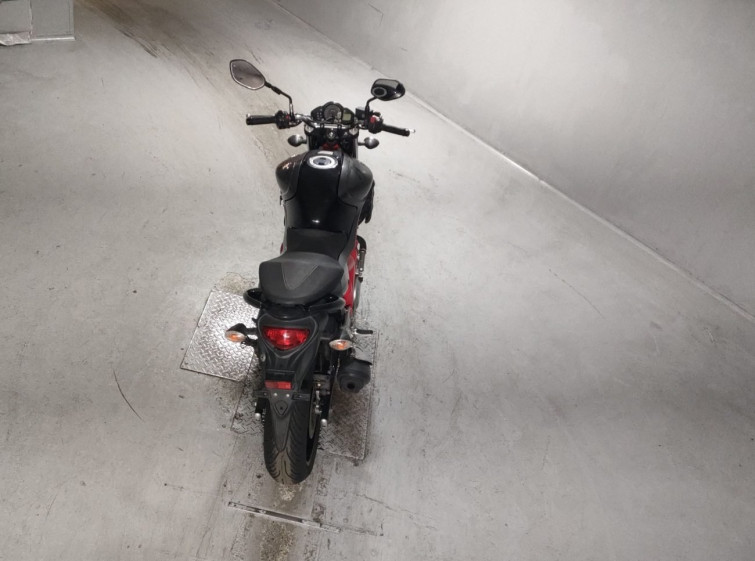 Мотоцикл Suzuki GLADIUS SFV400 с пробегом 110986 km