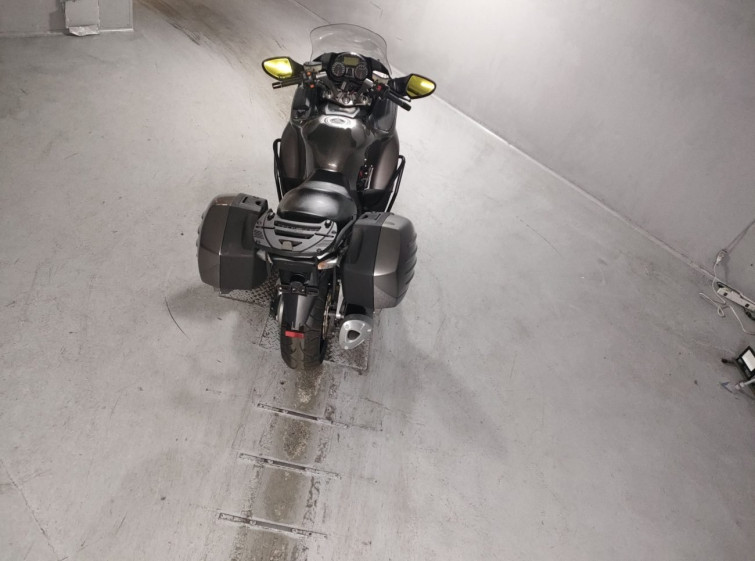 Мотоцикл Kawasaki GTR1400 CONCOURS с пробегом 8931 km