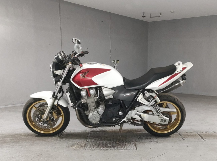 Мотоцикл Honda CB1300SF с пробегом 13317 km