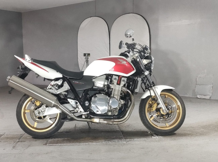 Мотоцикл Honda CB1300SF с пробегом 60386 km