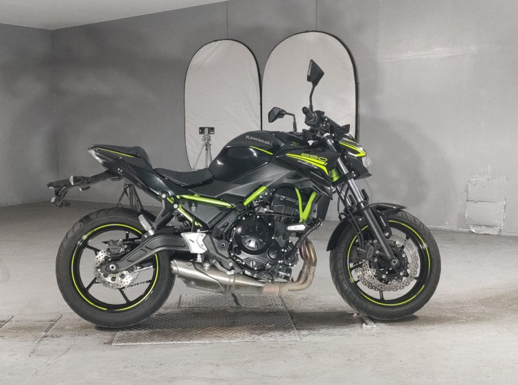 Мотоцикл Kawasaki Z650 з пробігом 19848 km