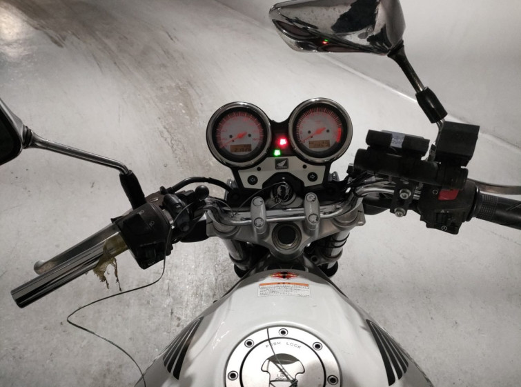 Мотоцикл Honda VTR250 с пробегом 21826 km