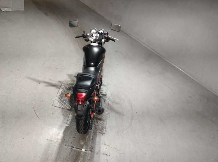 Мотоцикл Honda VTR250 с пробегом 14203 km