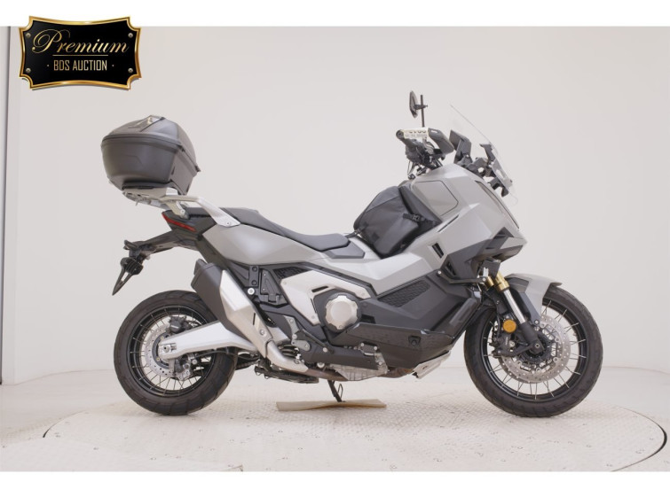 Мотоцикл Honda X-ADV750 с пробегом 3479 km
