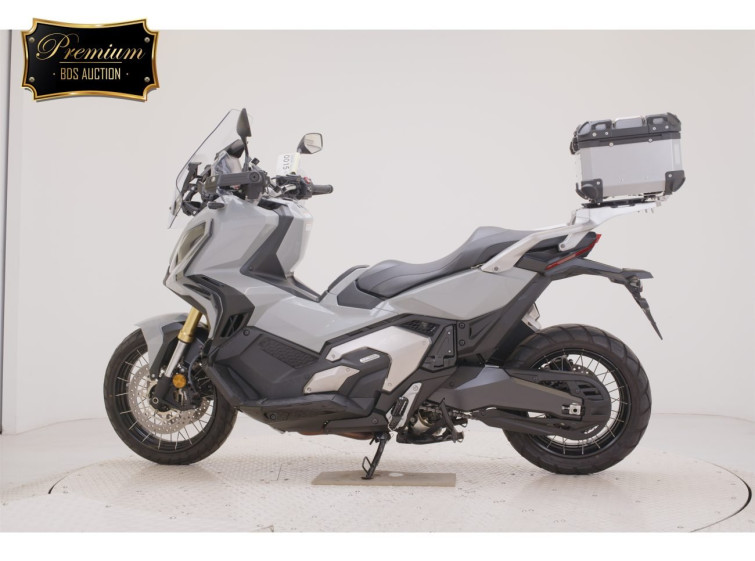 Мотоцикл Honda X-ADV750 с пробегом 7702 km